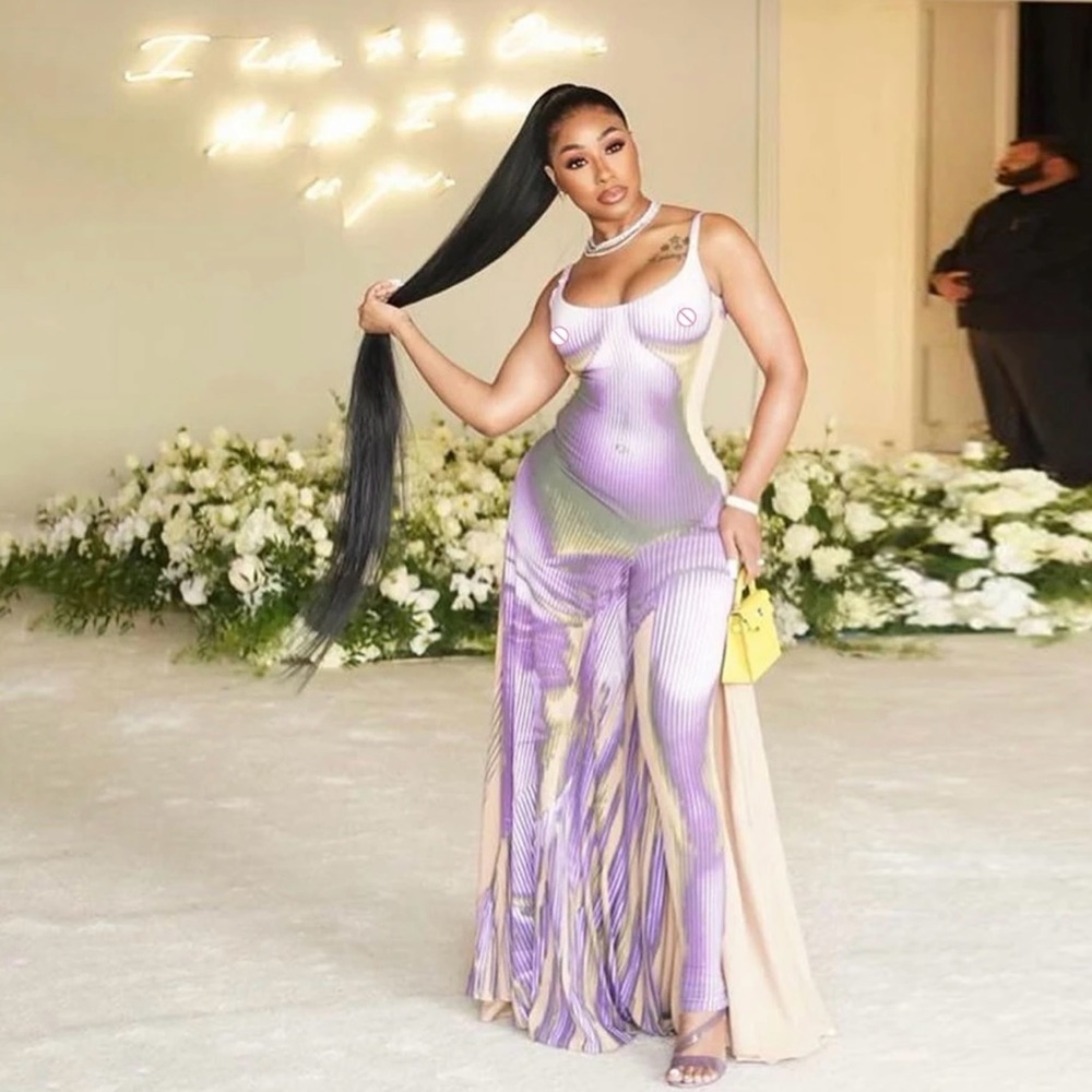 Dress flowing sides pattern in front - Picture 2 of 4